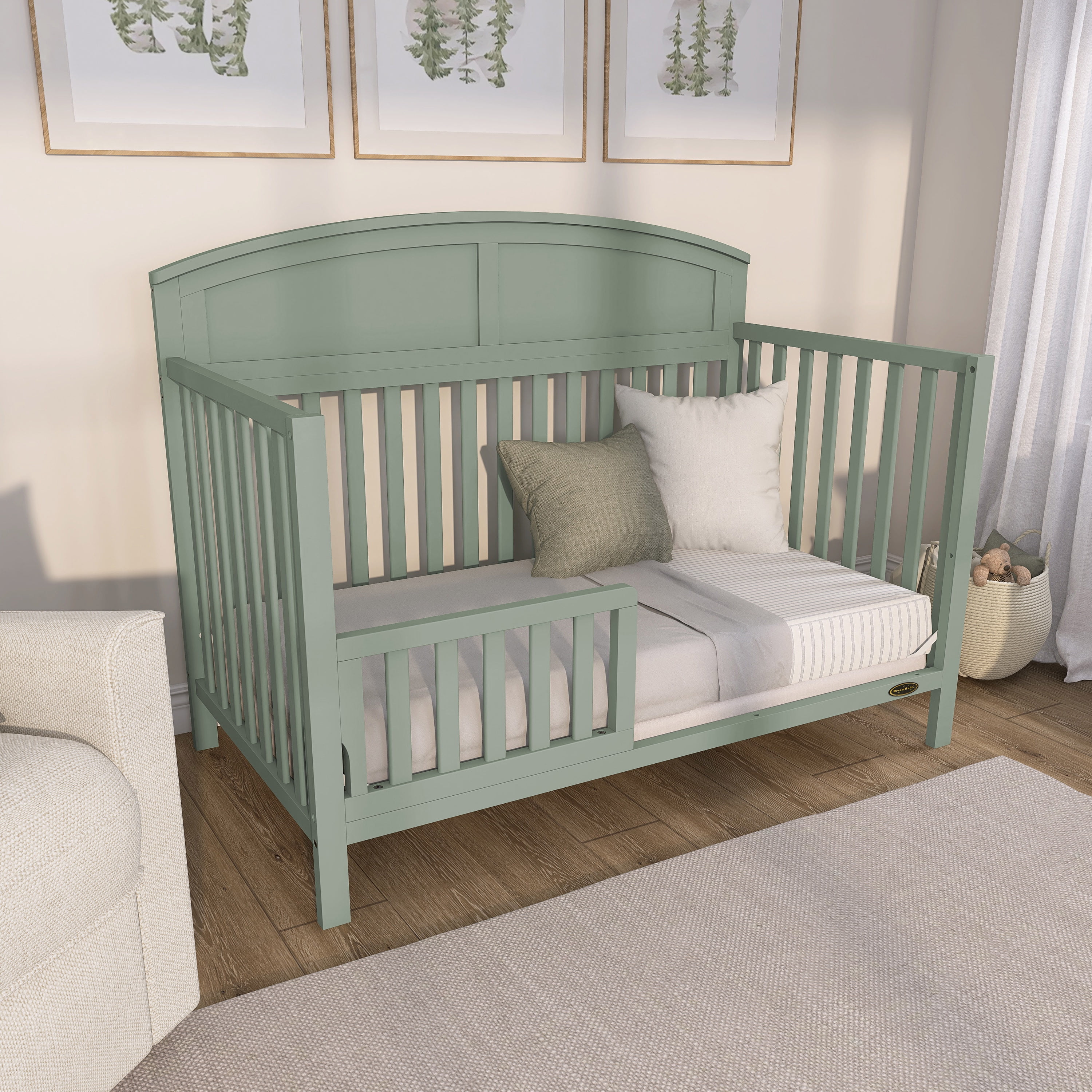 Dream On Me Storybrooke 5 in 1 Convertible Crib, Meadow Green