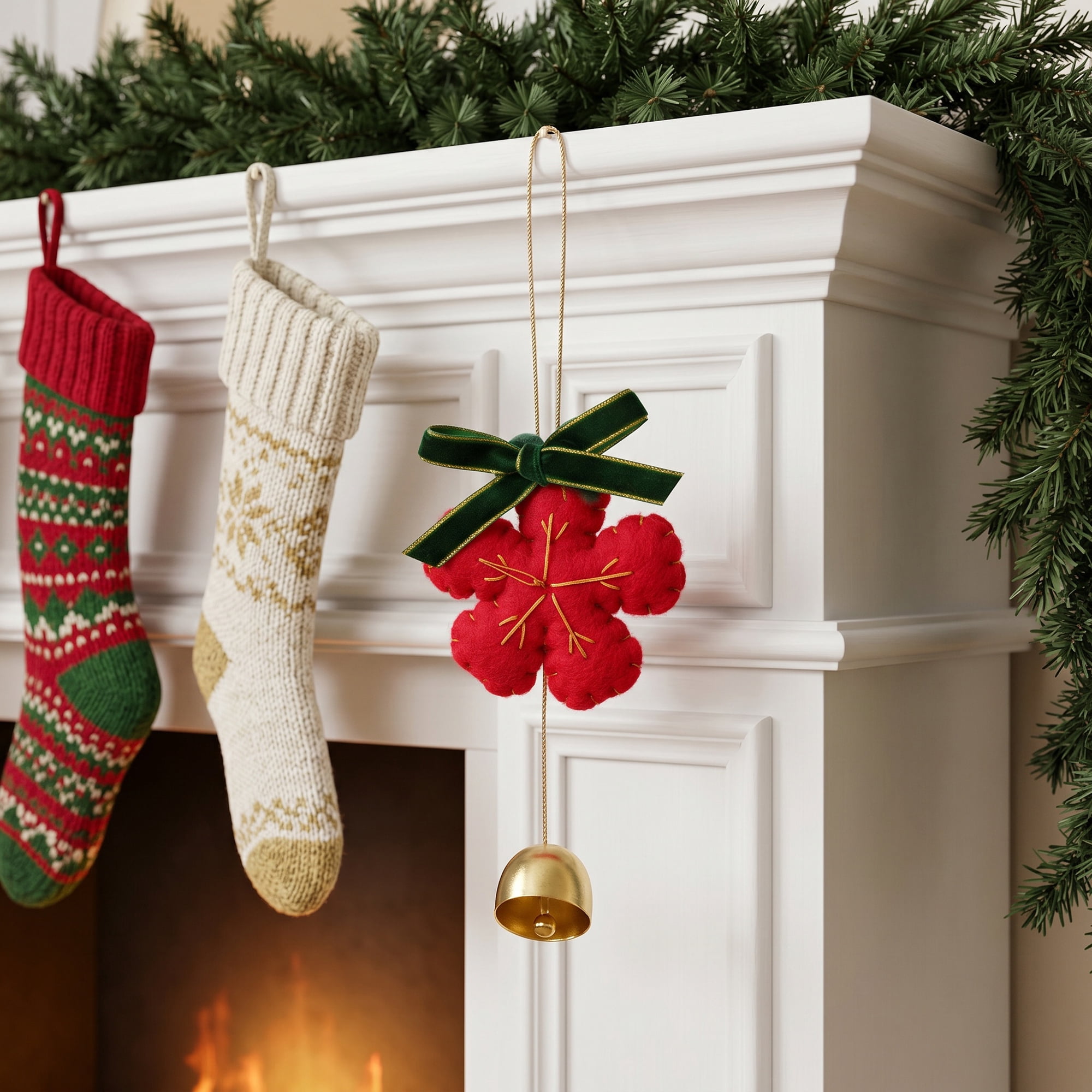 Unique Bargains 2Pcs Protection Velvet Hanging Metal Bells Copper Red Flower Decor 3.5"L x 0.8"W x 6.3"H