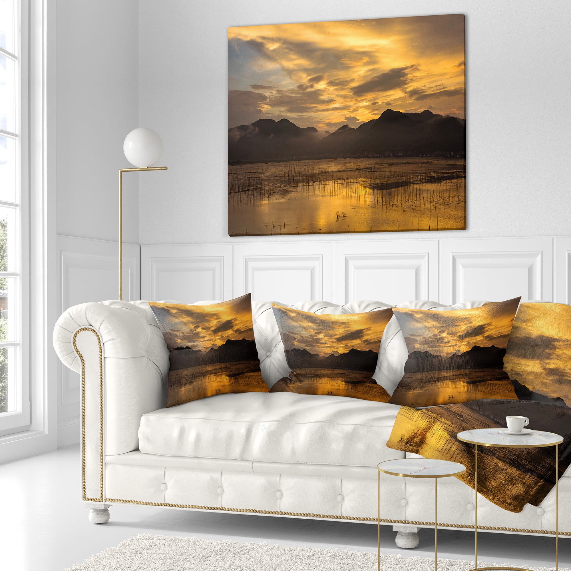 Designart Sunrise in Xiapu County - Landscape Photography Throw Pillow - 16x16