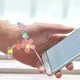 thumbnail image 3 of 7 piezas de dijes para teléfono con cuentas de flores, cadenas para teléfono, dijes para funda de teléfono para mujeres y niñas, 3 of 5