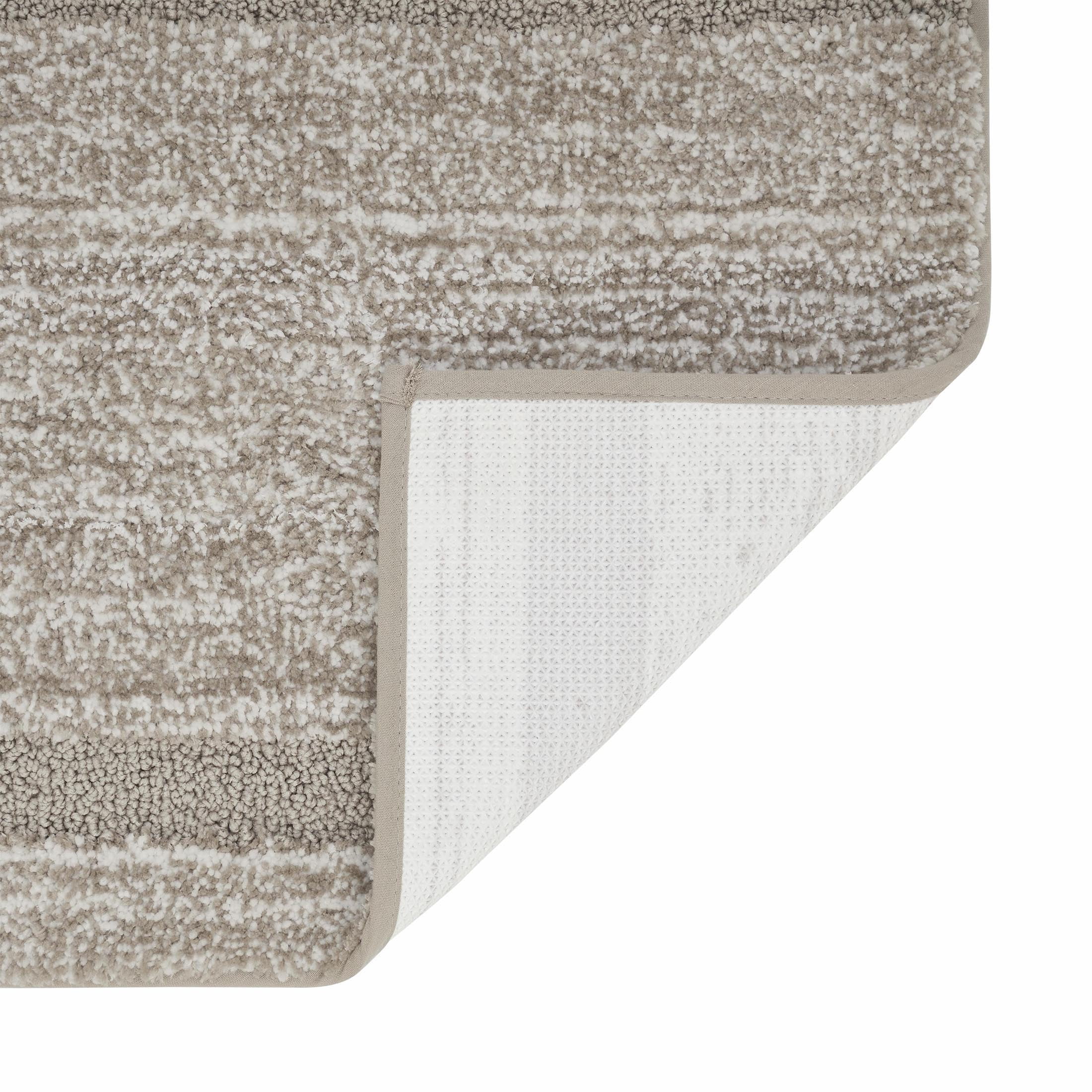 VCNY Home Heathered Hotel Border Navy/White Polyester Bath Rug Runner, 20" x 60"
