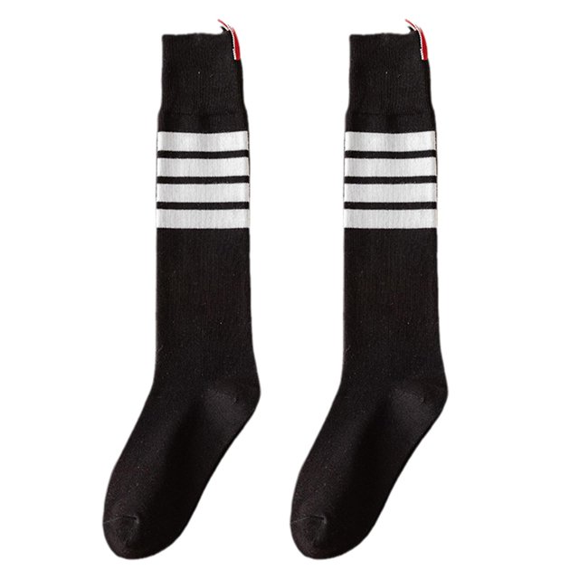 Calcetines hasta la rodilla de estilo universitario japonés para mujer, medias deportivas de tubo alto con estampado de rayas asimétricas Vintage para estudiantes de otoño