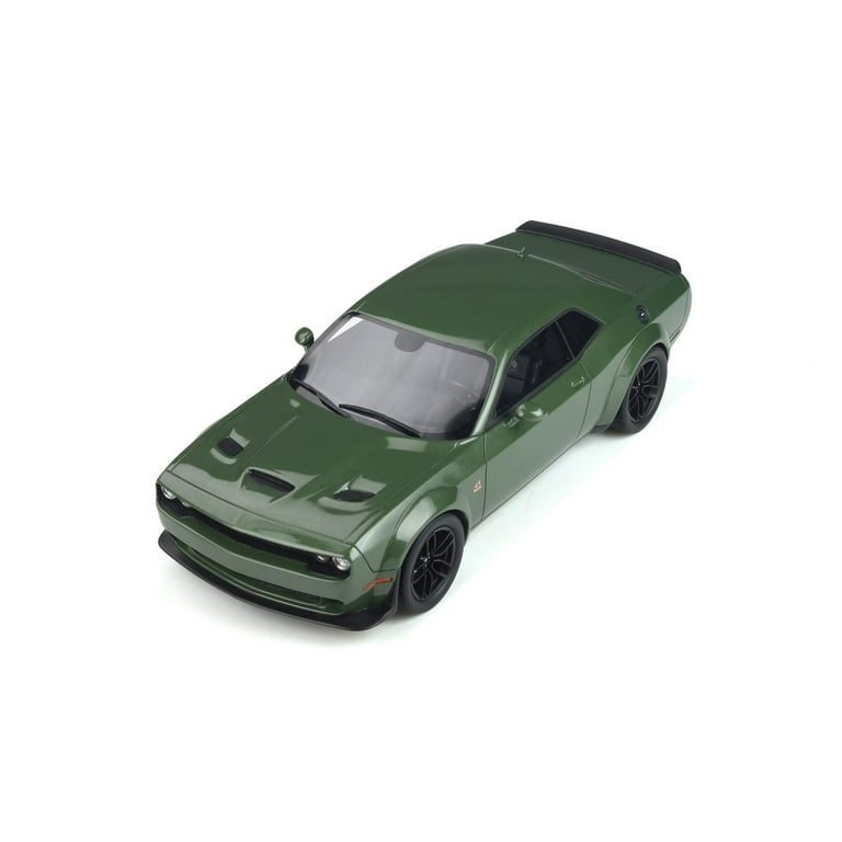 2019 Dodge Challenger R/T Scat Pack Widebody, F8 Green - GT Spirit