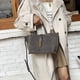 thumbnail image 4 of Bolso Hobo Elegante Transporte Moderno Mano Gamuza Sintética para Mujer Al Aire Libre, 4 of 9