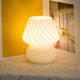thumbnail image 3 of Lámpara de noche LED Salvador decorativa para escritorio amarillo, 3 of 7
