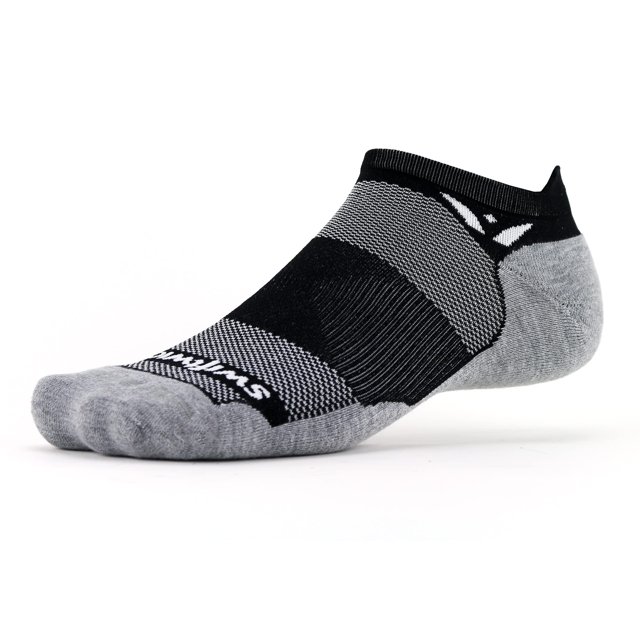 Calcetas Swiftwick MAXUS ZERO Tab Golf y Running Negro