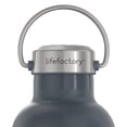 thumbnail image 3 of Botella Deportiva Lifefactory De Acero Inoxidable Con Aislamiento Al Vacío De 32 Onzas, Carbono, 3 of 5