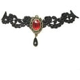 thumbnail image 1 of Collier Ras du Cou Gothique Noir en Dentelle Collier Ras du Cou Vampire de la Cour Royale avec Strass Rouges et Pendentif en Forme de Goutte Noire Bijoux de Costume d'Halloween pour Femmes (Rouge), 1 of 3