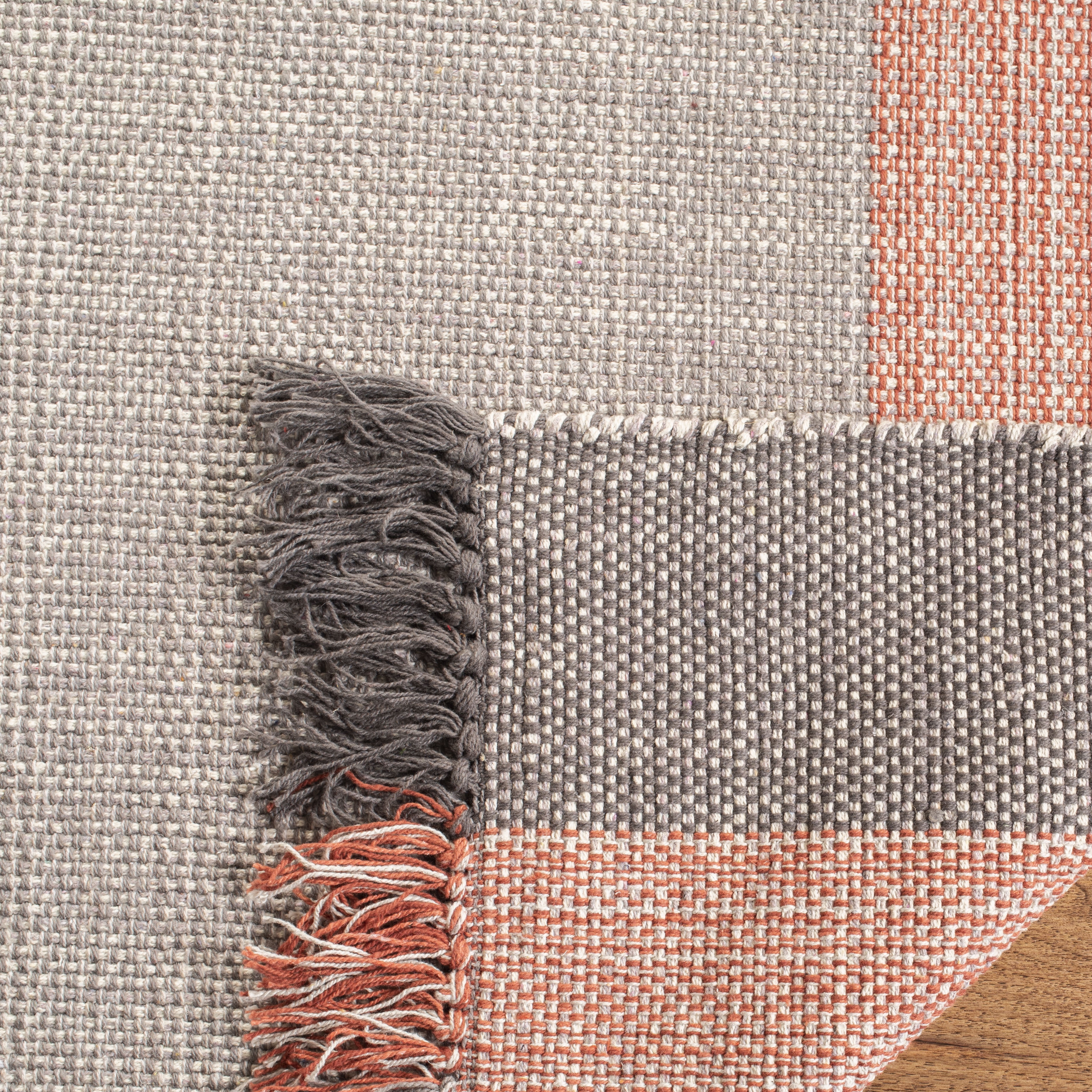 SAFAVIEH Montauk Sharlene Solid Striped Cotton Area Rug, Terracotta/Grey, 3' x 5'