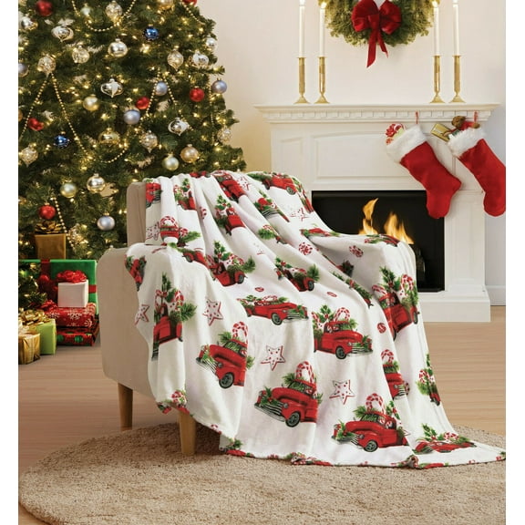 Kate Aurora Christmas Fleece Polyester Throw, 50" x 60"