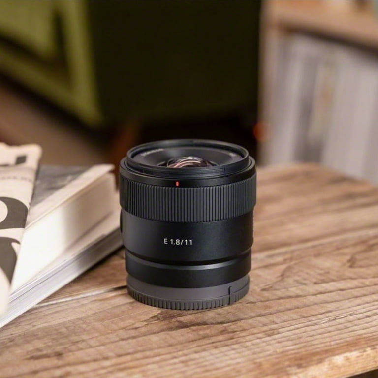 Sony E 11mm F1.8 APS-C Ultra-Wide-Angle Prime for APS-C Cameras (SEL11F18)