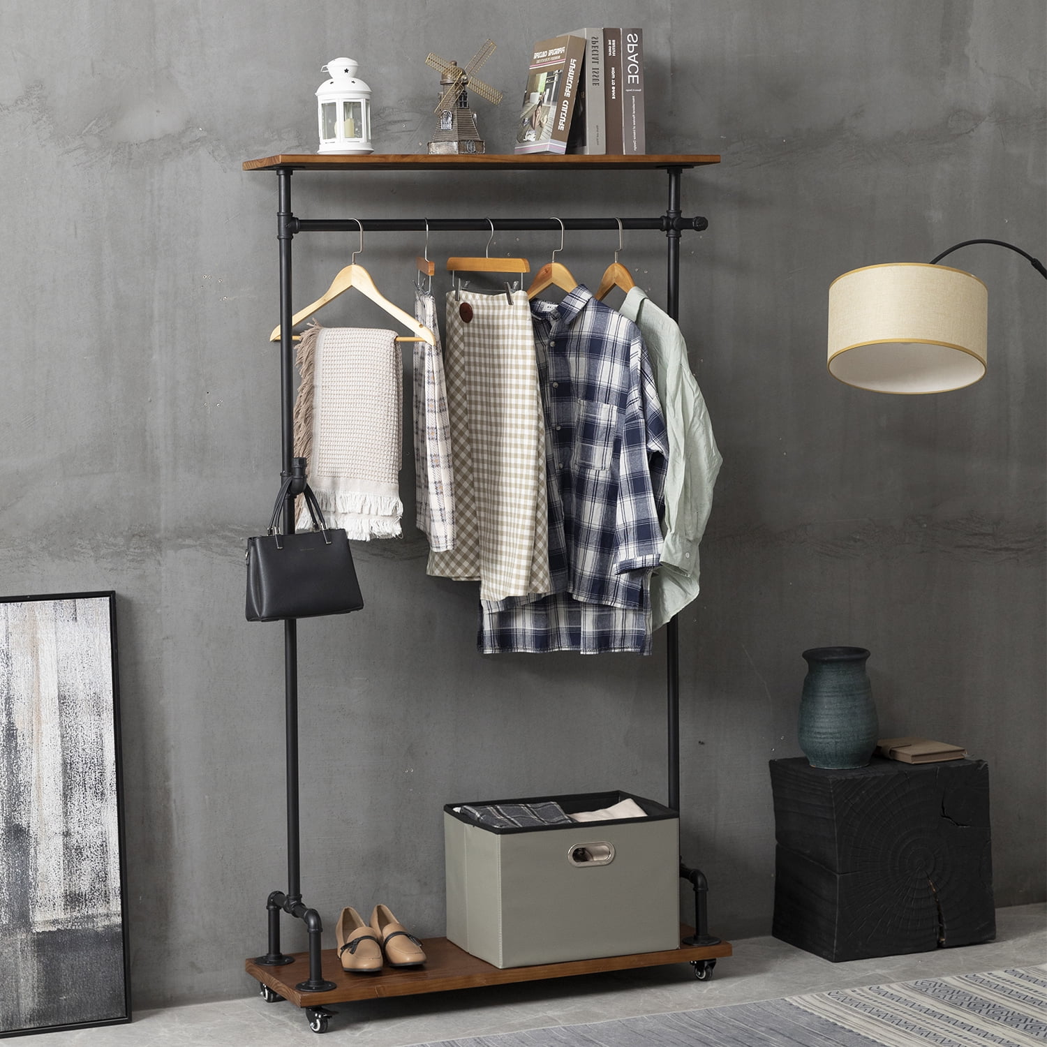 Industrial Pipe Clothing Rack on Wheels,Retail Display Clothing Racks