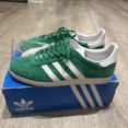 thumbnail image 1 of Adi-das Gazelle Men's Size 9.5 Shoes, 1 of 6