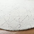 thumbnail image 3 of SAFAVIEH Micro-Loop Lowell Diamond Area Rug, Ivory/Light Blue, 5' x 5' Round, 3 of 8