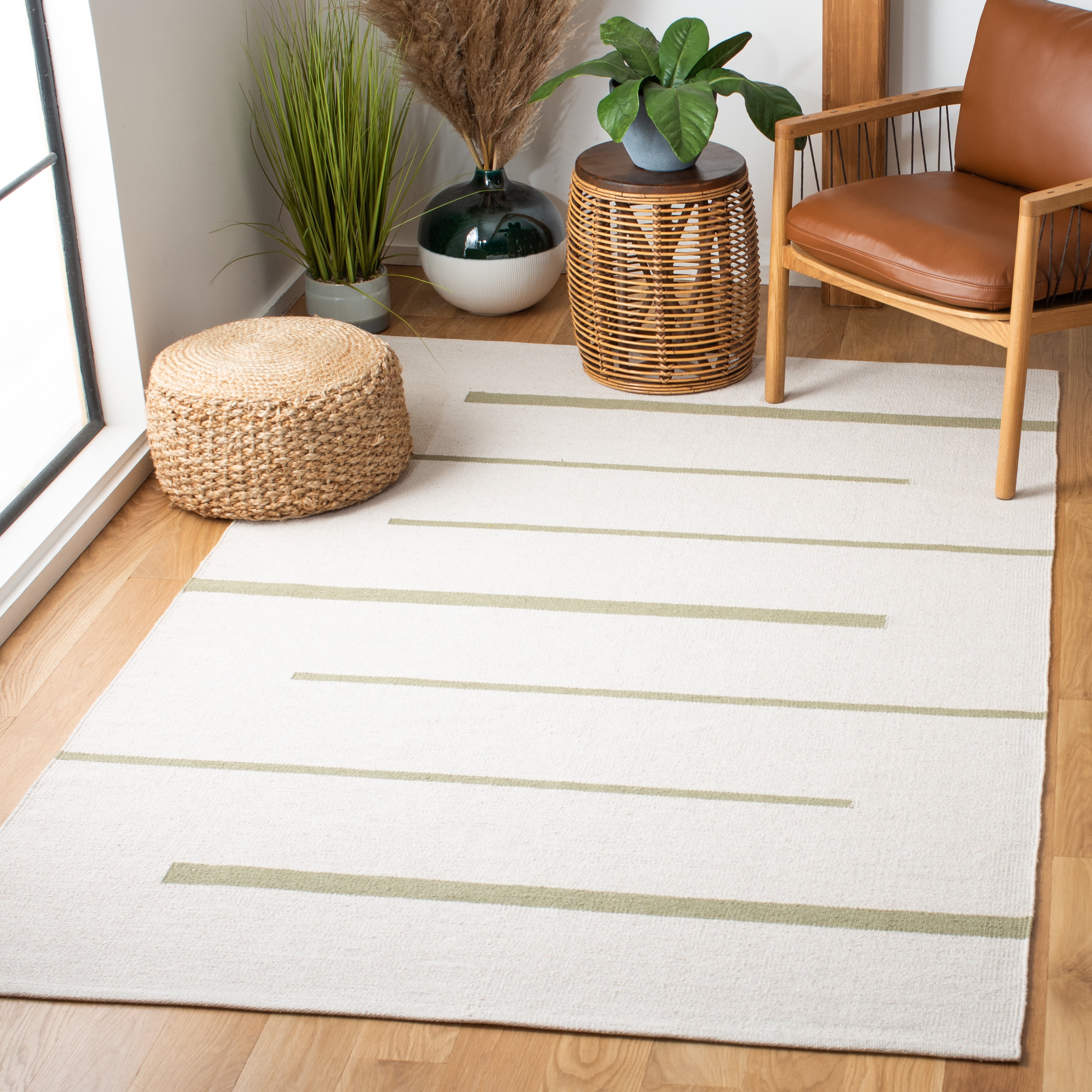SAFAVIEH Montauk Oswald Geometric Striped Cotton Area Rug, Ivory/Light Green, 3' x 5'