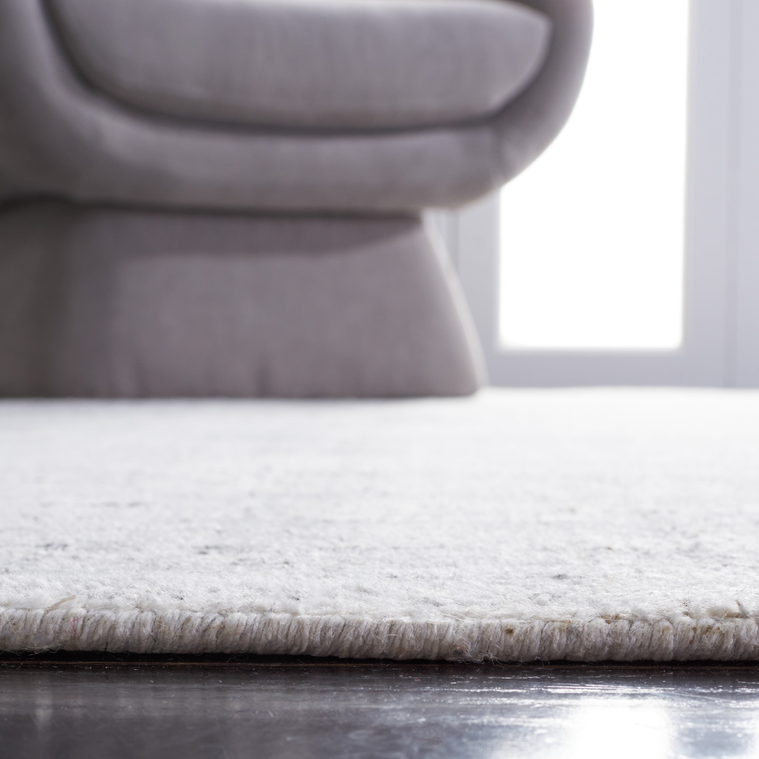 Safavieh Mirage Weldon Distressed Area Rug, Ivory/Gray, 9' x 12'