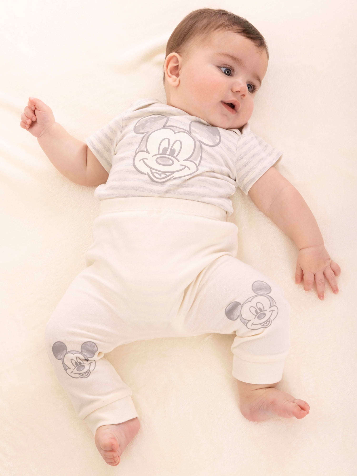Disney Baby Wishes + Dreams Mickey & Friends Layette Shower Gift Set Bundle, 14-Piece, Sizes NB-12M