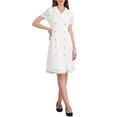 thumbnail image 2 of VESTIDO CORTO DE ENCAJE DE MUJER CON MANGAS CORTAS Y CUELLO DE LAPELA, DOBLE BOTONADURA, CINTURÓN, VESTIDOS EN A M BLANCO, 2 of 4