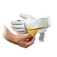 thumbnail image 2 of SKLZ Smart Glove  Medium/Large, 2 of 7