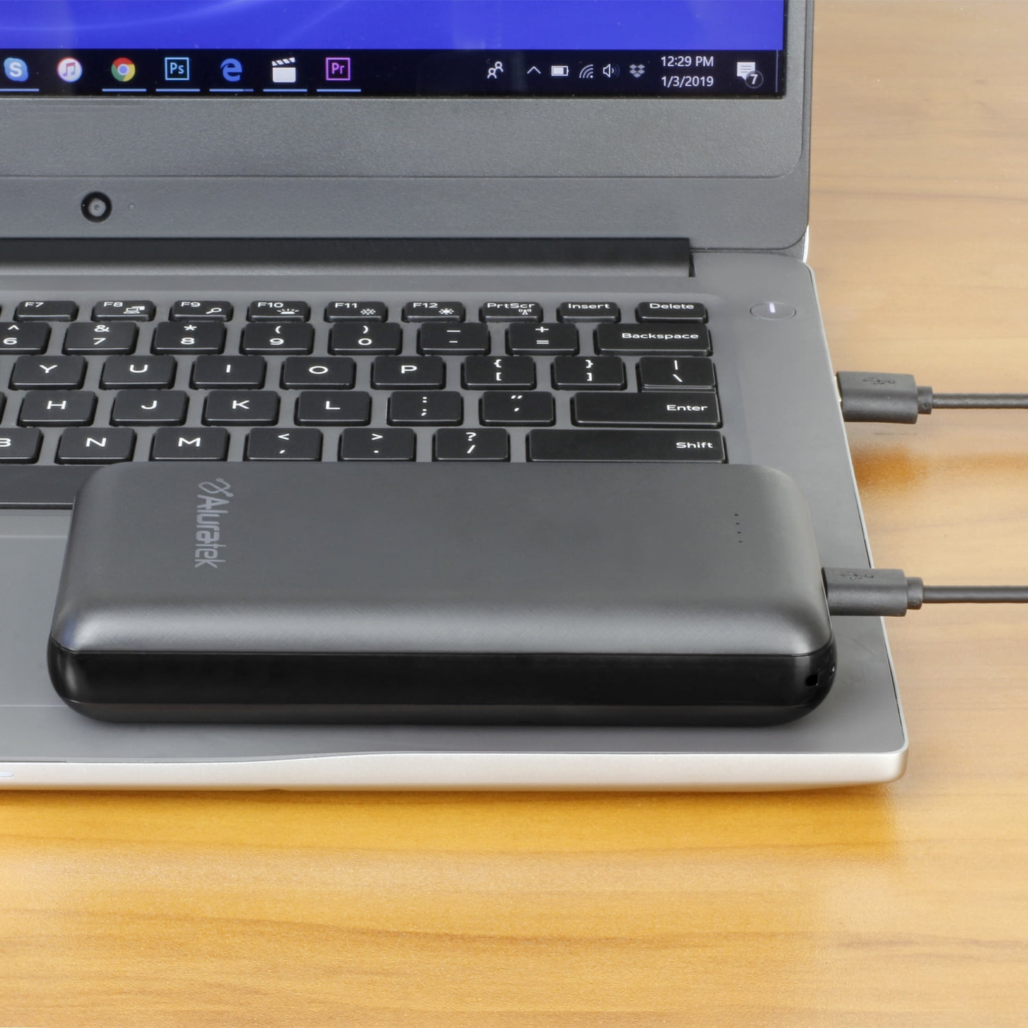 Aluratek  ASPB20KF - 20,000 mAh Portable Battery Charger with Dual USB Ports, supports Qualcomm Quick Charge 3.0
