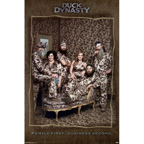 Duck Dynasty - Family First Poster Print (24 x 36)