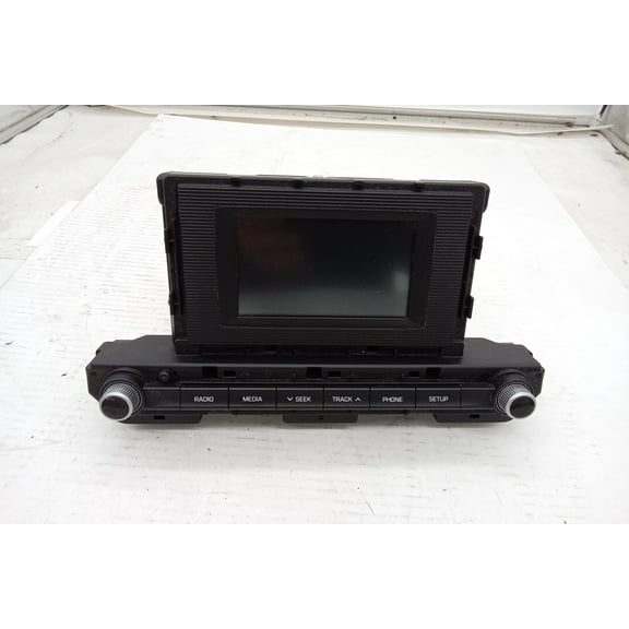 Pre-Owned 2020 Hyundai Elantra Radio Display OEM - Verify Specific Vehicle Fitment In Description - (Good)