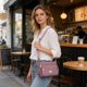 thumbnail image 1 of Bolso cruzado de gran capacidad para mujer con múltiples bolsillos, tela de nailon, correa ajustable, ligero para uso diario, viajes y compras., 1 of 6