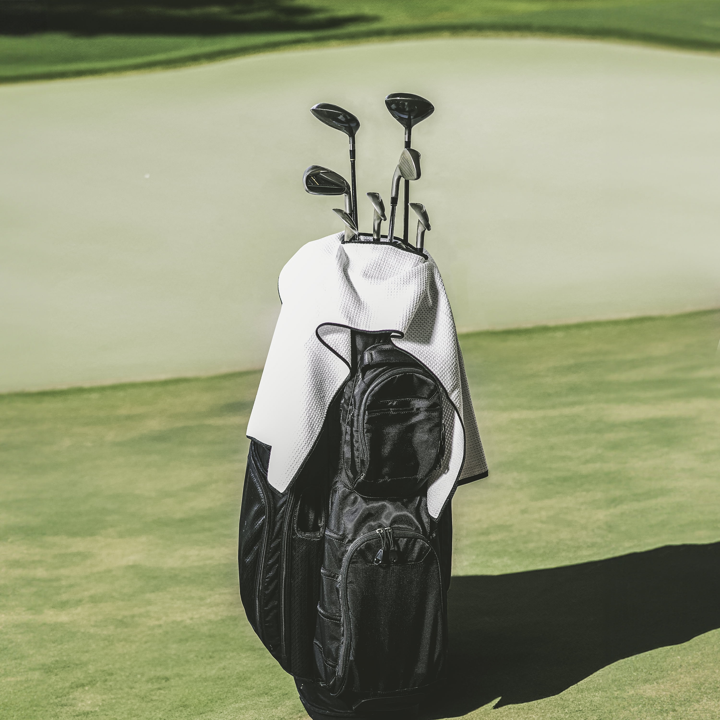 Athletic Works White Microfiber Golf Towel, 40x16" - Absorbent