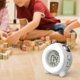 thumbnail image 1 of Reloj digital simple Reloj despertador ruidoso Funciona con pilas Fácil de configurar Reloj electrónico portátil Lcd con campana doble para niños. Afortunado Sencillez, 1 of 3