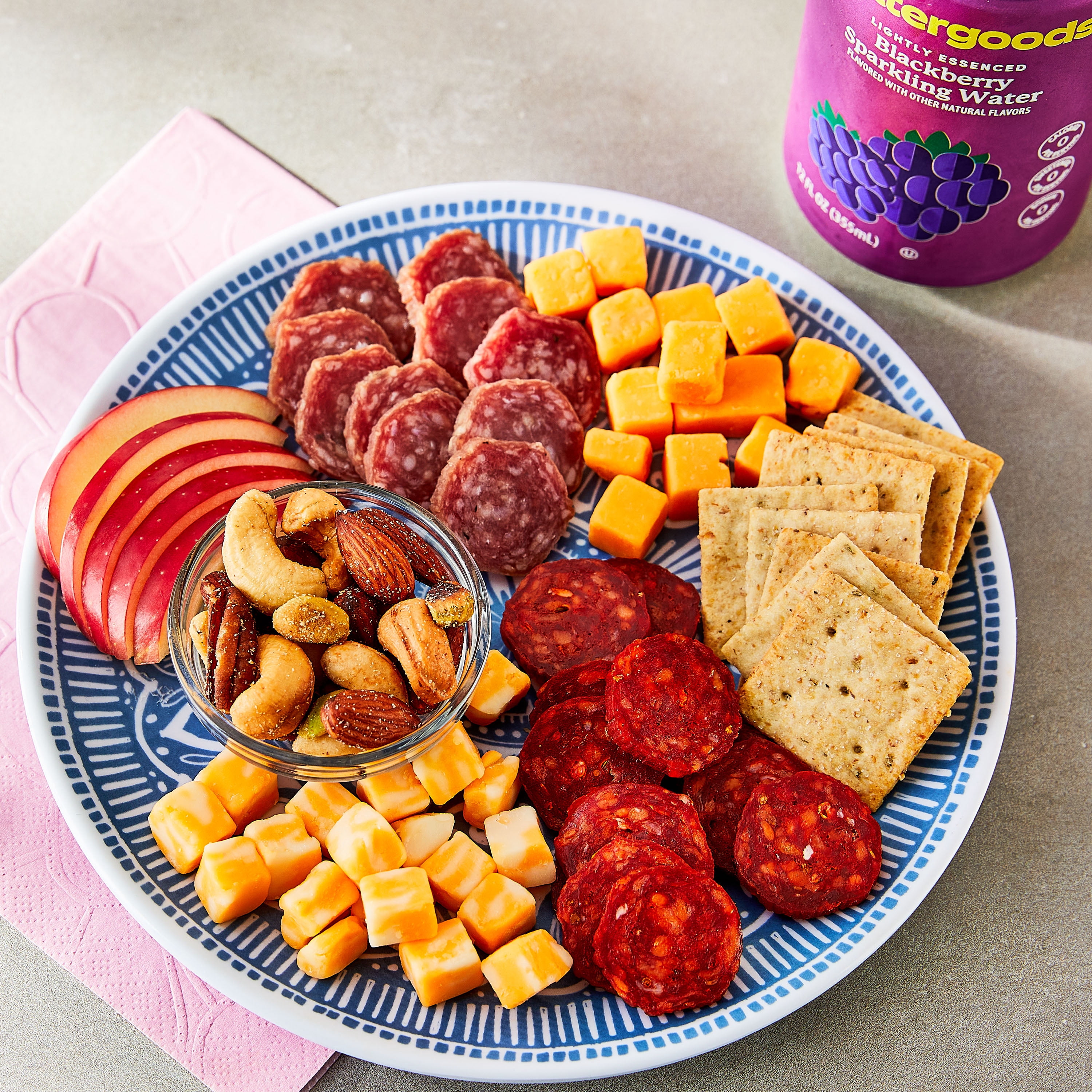 Marketside Meat and Cheese Snacking Tray with Plastic Tray, 4 oz