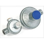 Camco 59322 - 160.000 BTU Fixed Two Stage Horizontal LP Gas Regulator (1/4" Inlet x 3/8" FNPT Outlet)