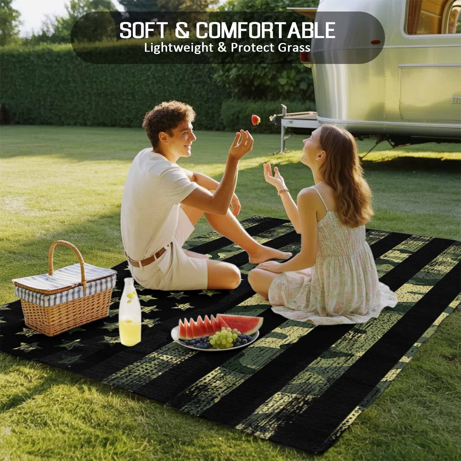 5' x 7' Outdoor Rug, Green Camouflage American Flag Outdoor Washable Rug Large Floor Carpet, Wooden Grain Non Shedding Area Rug for Outside Patio RV Porch Deck Balcony Camping Living Room
