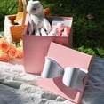 thumbnail image 3 of Caja de regalo con forma cuadrada plegable, 25 x 25 cm, 25 x 25 cm, color rosa, 3 of 8