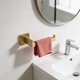 thumbnail image 4 of Toallero corto que ahorra espacio, organizador de baño de pared con acabado inoxidable para cocina y entrada, 4 of 5