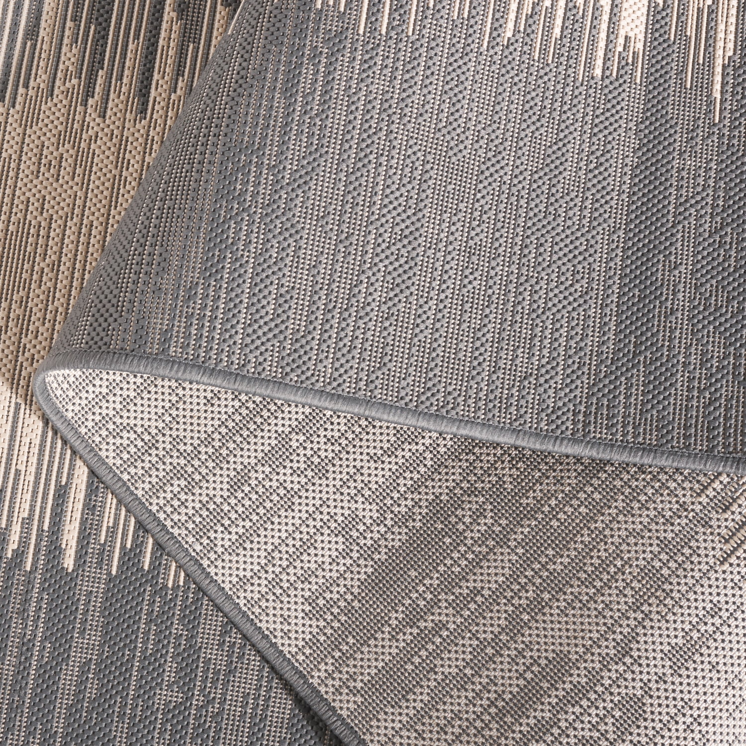 SAFAVIEH Courtyard Alexa Striped Indoor/Outdoor Area Rug, Beige/Anthracite, 5'3" x 7'7"