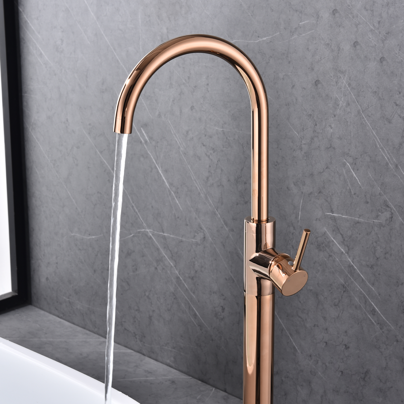 Dawot Floor Mount Bathtub Faucet, Gold Finished Brass Bathroom Freestanding Tub Filler Single Handle Tub Spout