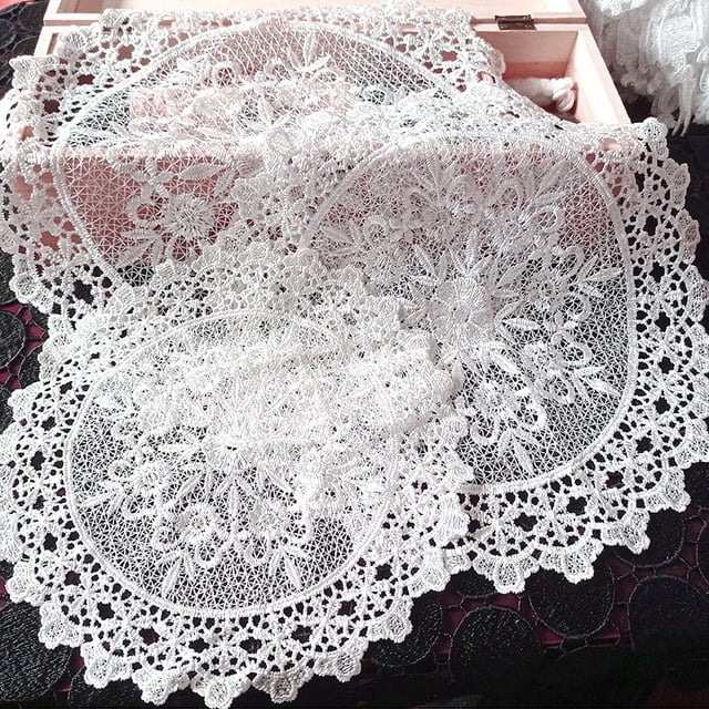 Round Hollow Coaster Lace Embroidered Tablecloth Dining Table Bowl Heat Insulation Mat Fabric Decorative Ornaments Props