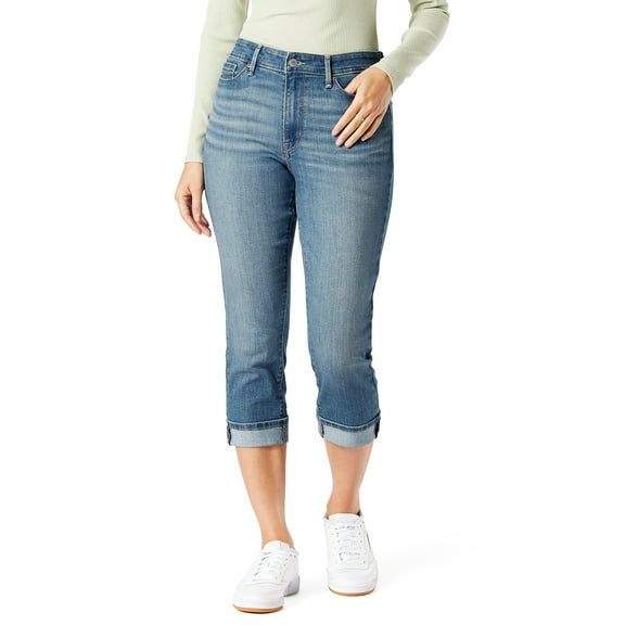 Levi Strauss Signature Women's and Women's Plus Mid Rise Capri Jeans, Sizes 2-28