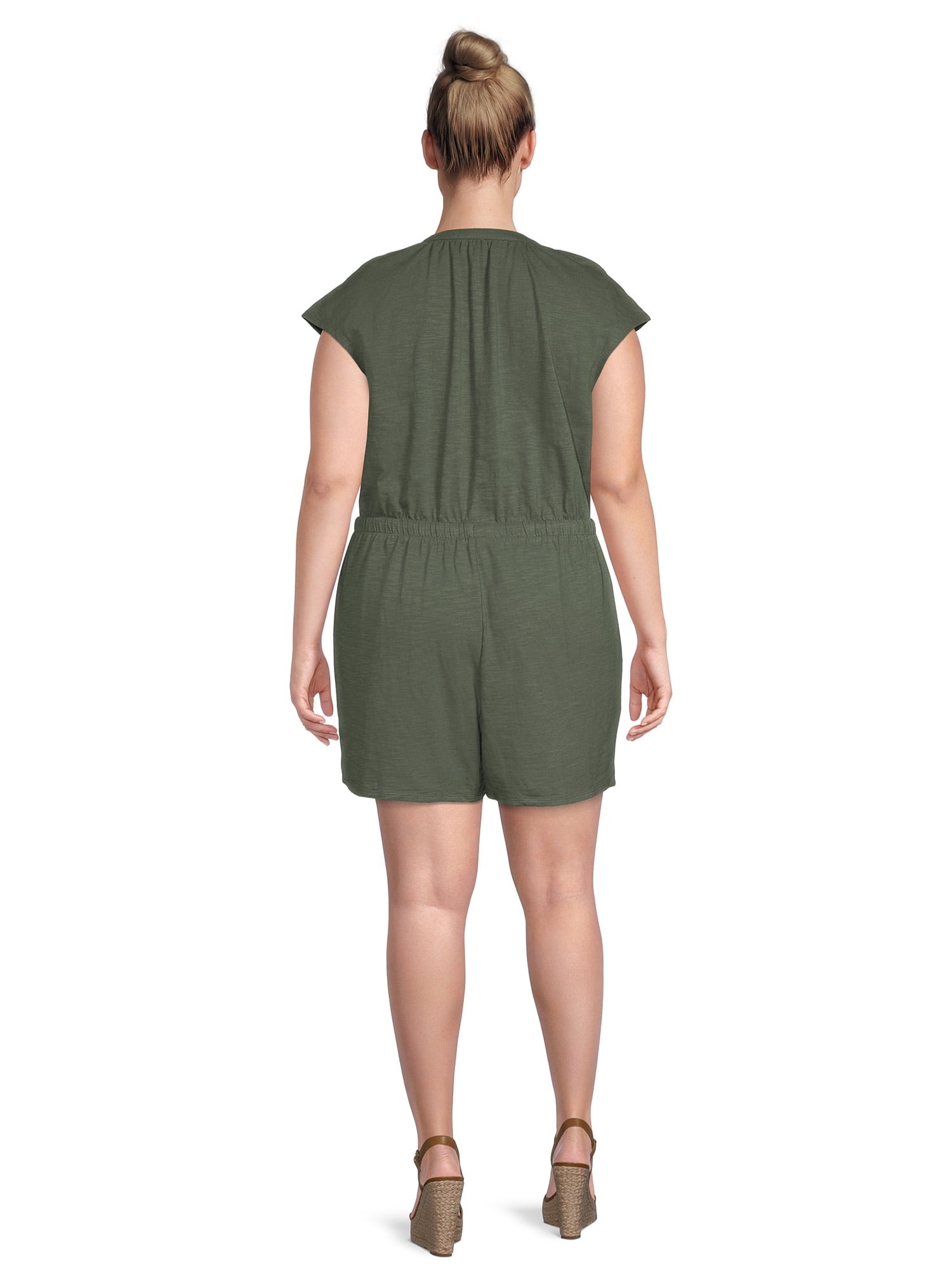 Terra & Sky Women's Plus Size Button-Front Knit Romper, 5" Inseam
