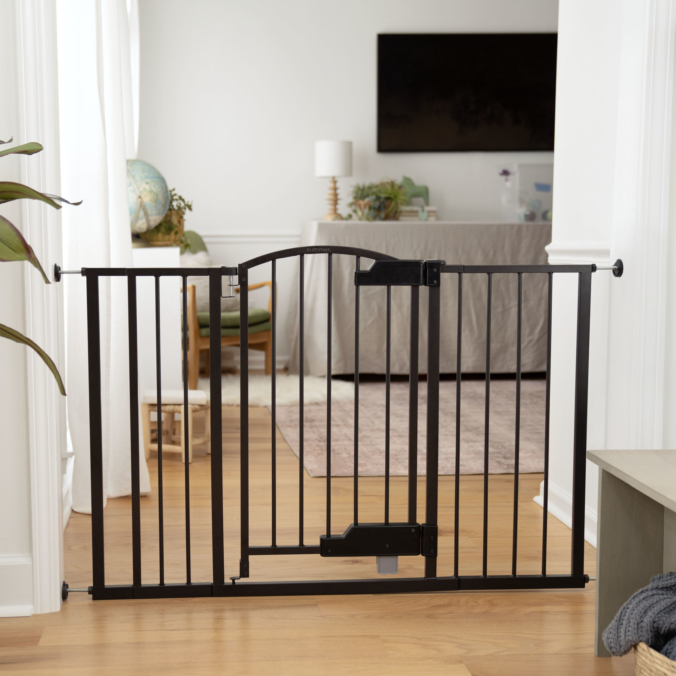 Baby Delight Span, Portable Expandable Folding Fabric Baby Gate  display picture 1