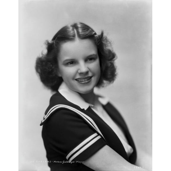 Judy Garland young Photo Print (8 x 10)