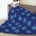thumbnail image 4 of Snowflake Design Pattern Throw Blanket, Super Soft Anti-Pilling Flannel Bed Blankets, 50"x40", 4 of 8