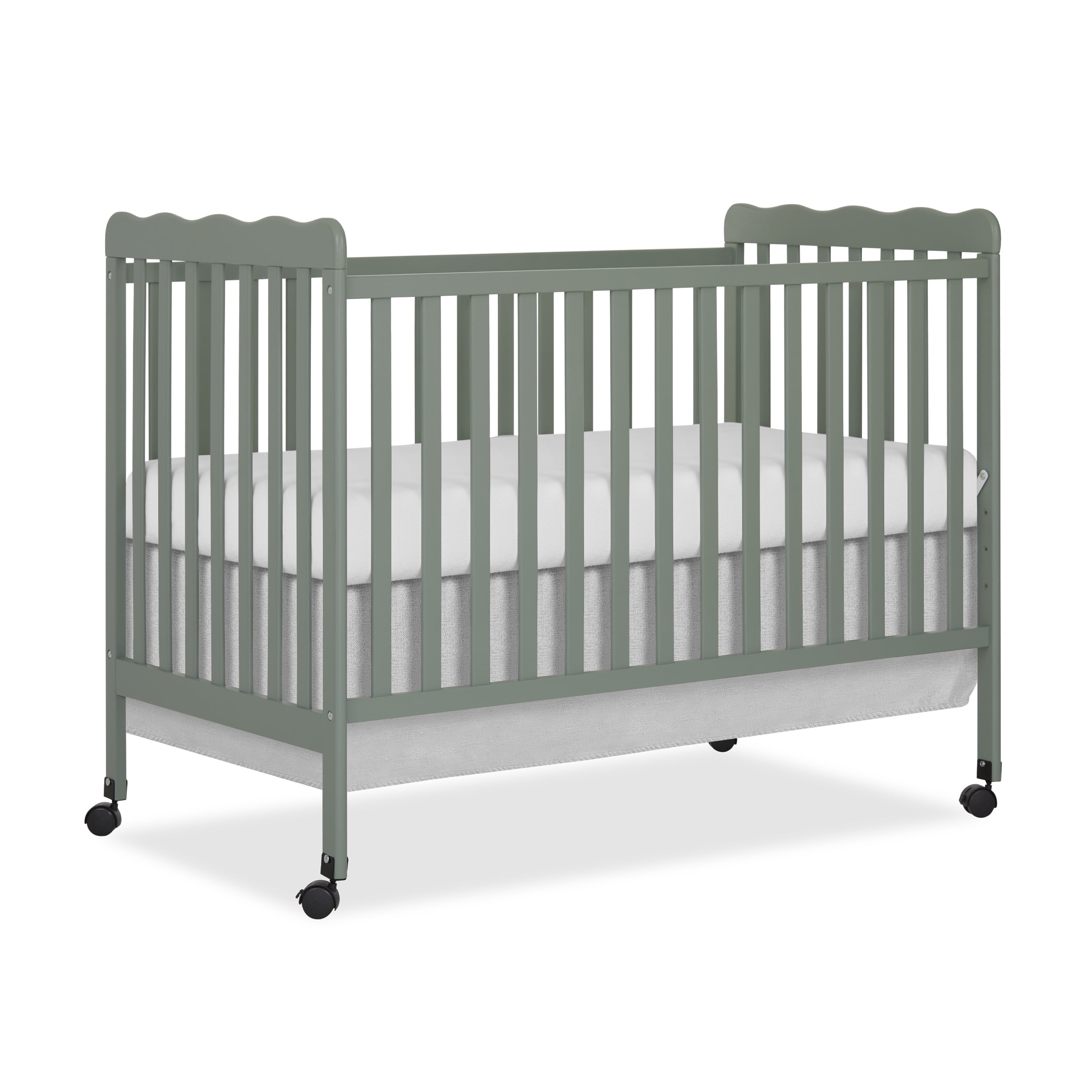 Dream On Me Carson Classic 3-in-1 Portable Crib in Meadow Green, Removable Wheels, Converts from Baby Crib to Toddler Bed, Day Bed and Kids Sofa, Three Adjustable Mattress Height Positions