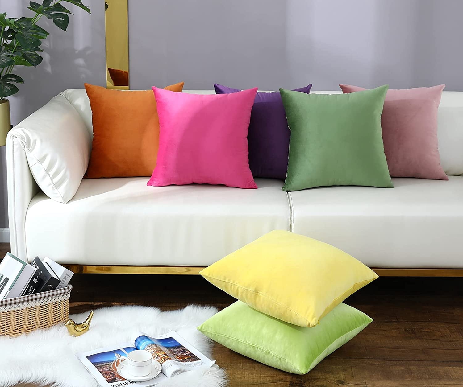 Knubmt Pack of 2 Solid Color Throw Pillow Covers with Zipper, Decorative Pillow Case Soft Velvet Couch Pillow Case for Sofa Bedroom Car, 20 x 20 Inch