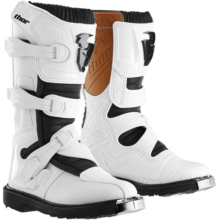 Youth 2025 blitz boots