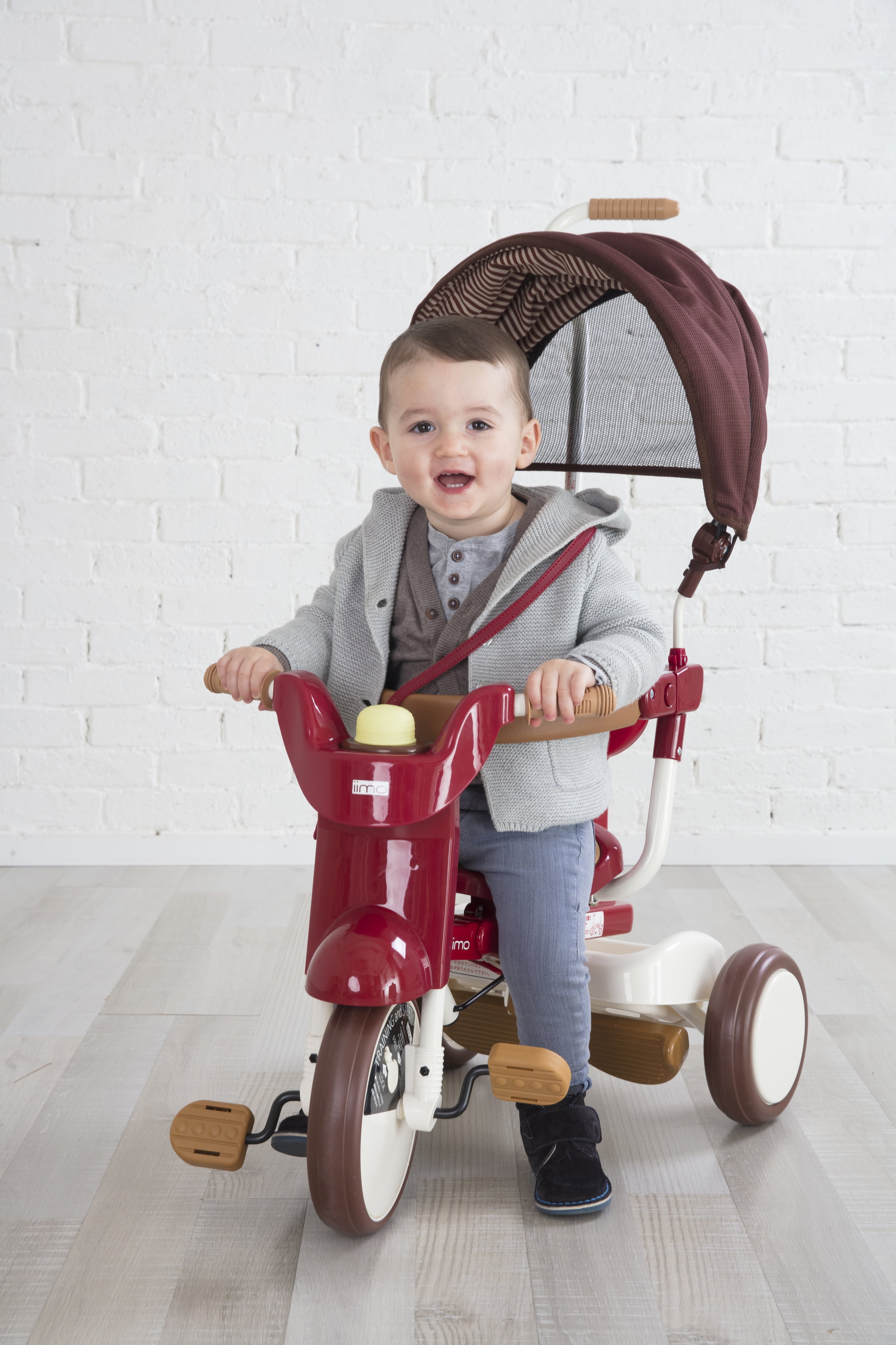 IIMO #02 - Tricycle-Eternity Red – IIMO STORE