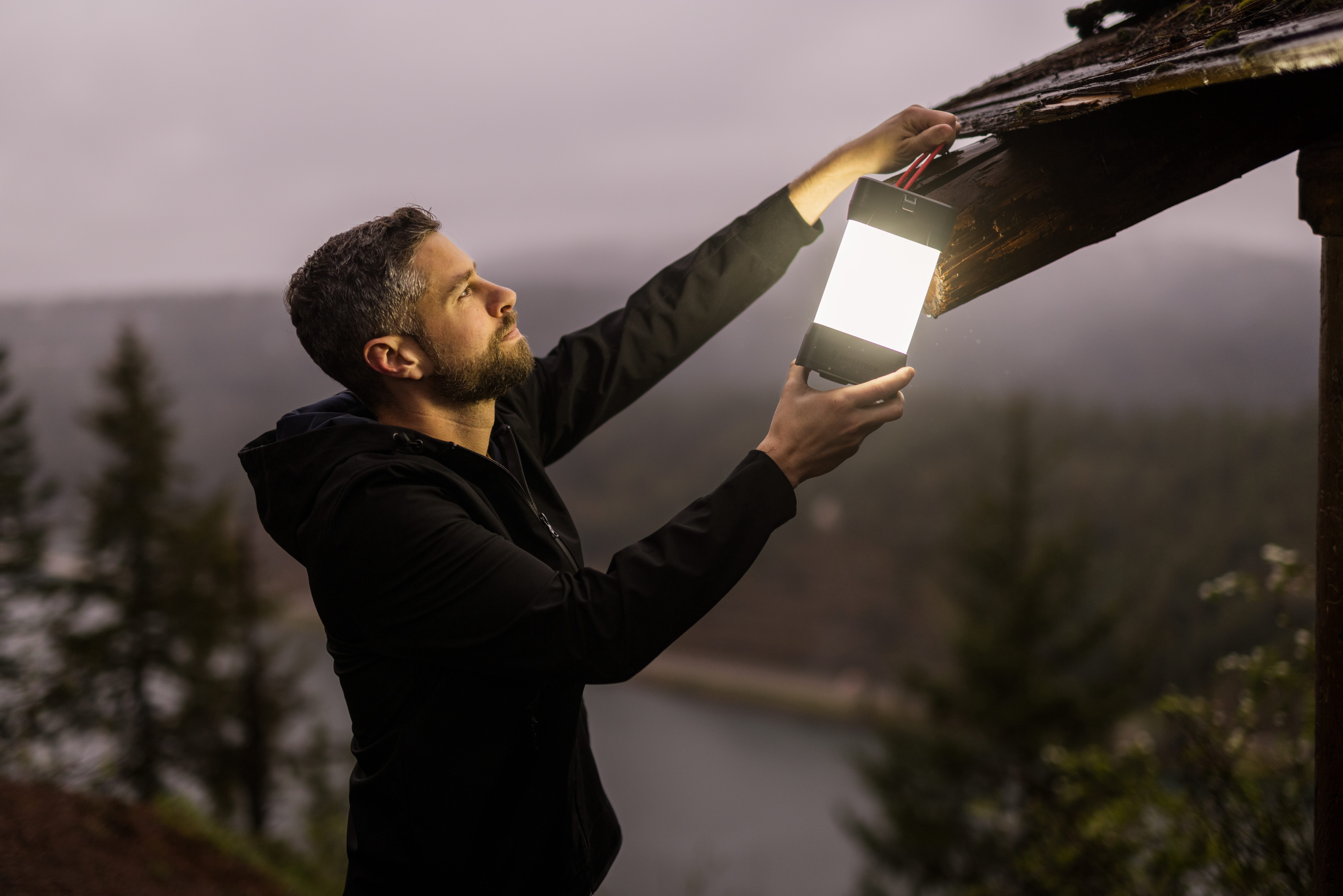 Swiss Tech Dreiklang 3000-Lumen Rechargeable Camping Lantern, IP54 Weatherproof LED Lantern with Bungee Hanging Strap, 10 Light Modes & 36-Hour Runtime