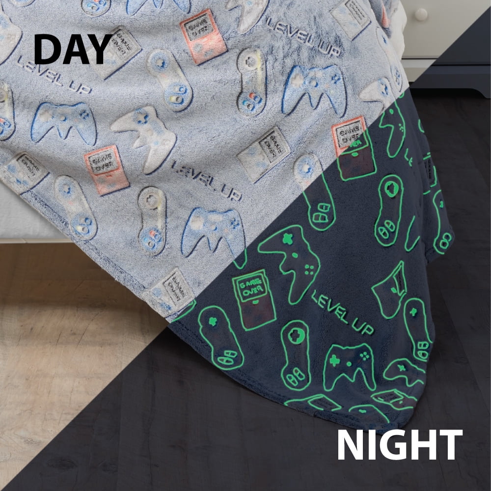 Your Zone Blue Gamer Plush Glow in the Dark Oversized Blanket, Twin/Full, 76" x 86", Kids