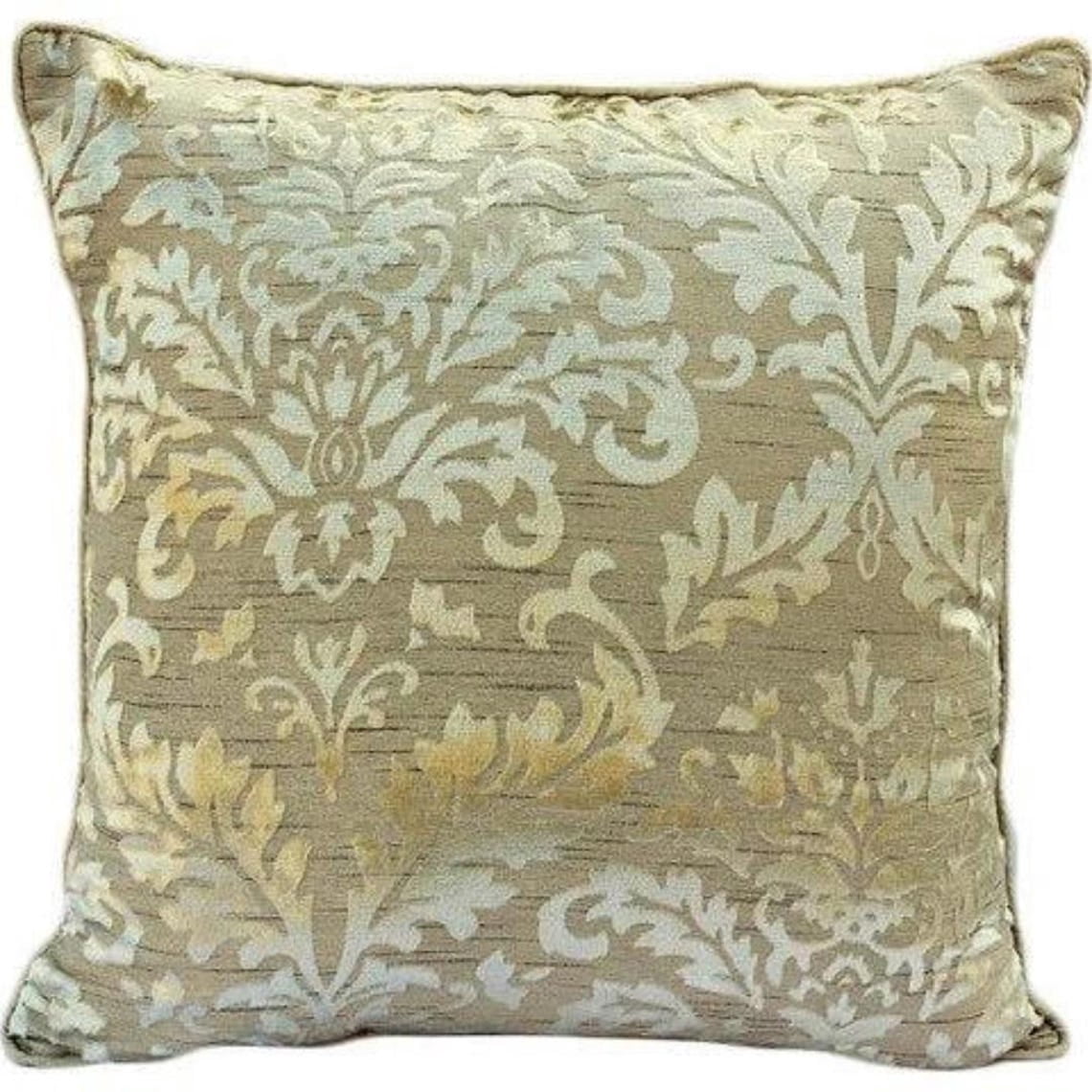 The HomeCentric Cream Throw Pillows Cover, Damask Pillows Cover, Pack of 2, 20x20 inch (50x50 cm) Throw Pillows Cover, Floral Throw Pillows Cover, Square Burnout Velvet Easter - Creamy Damask