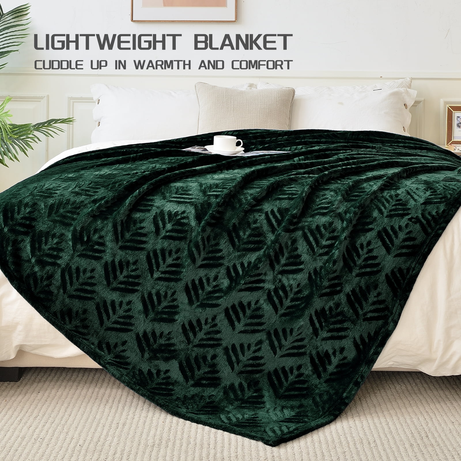 Exclusivo Mezcla King Size Fleece Blanket for Bed, Leaves Pattern Super Soft and Cozy Blankets, Plush Fuzzy Lightweight, Forest Green, 90"x104"